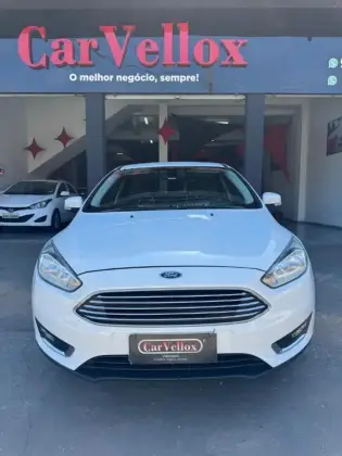 FORD FOCUS 2.0 TITANIUM PLUS SEDAN 16V FLEX 4P POWERSHIFT FORD FOCUS 2.0 TITANIUM PLUS SEDAN 16V FLEX 4P POWERSHIFT