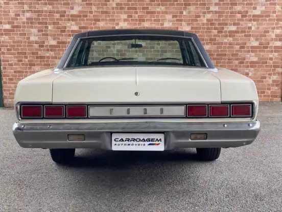 FORD-GALAXIE-1976