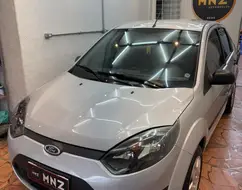 FORD FIESTA 1.6 ROCAM SEDAN 8V FLEX 4P MANUAL FORD FIESTA 1.6 ROCAM SEDAN 8V FLEX 4P MANUAL