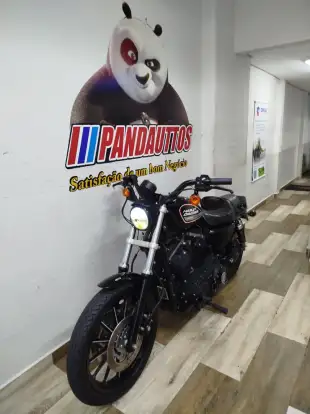 HARLEY-DAVIDSON-SPORTSTER XL 883 R-2010
