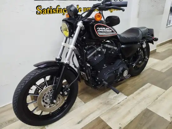 HARLEY-DAVIDSON-SPORTSTER XL 883 R-2010