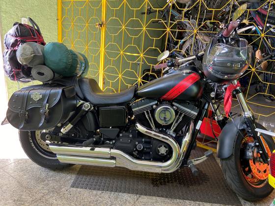 HARLEY-DAVIDSON DYNA FAT BOB 