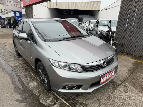 HONDA CIVIC 2.0 LXR 16V FLEX 4P AUTOMÁTICO HONDA CIVIC 2.0 LXR 16V FLEX 4P AUTOMÁTICO
