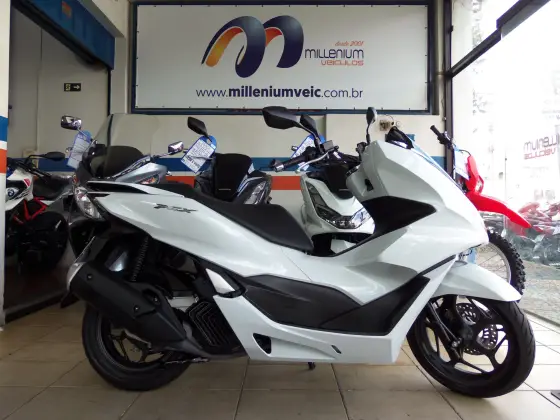 HONDA PCX 160 CBS HONDA PCX 160 CBS