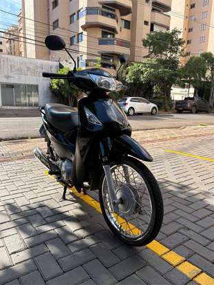 HONDA-BIZ 125 ES-2010