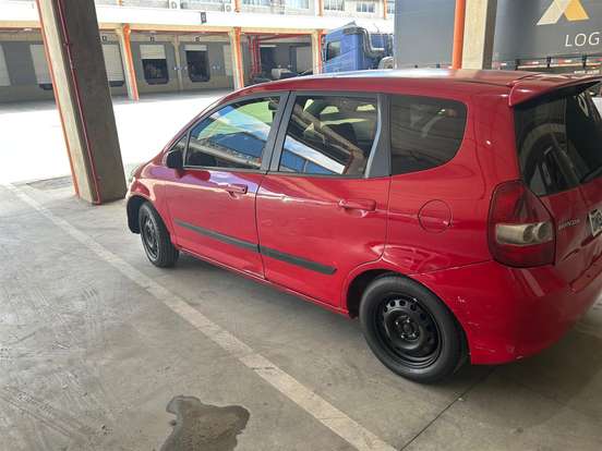 HONDA-FIT-2004