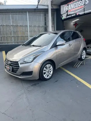 HYUNDAI HB20 1.0 COMFORT 12V FLEX 4P MANUAL HYUNDAI HB20 1.0 COMFORT 12V FLEX 4P MANUAL