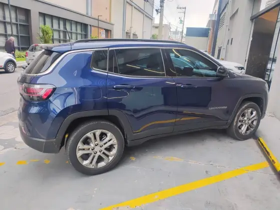 JEEP COMPASS 1.3 T270 TURBO FLEX LONGITUDE AT6 JEEP COMPASS 1.3 T270 TURBO FLEX LONGITUDE AT6