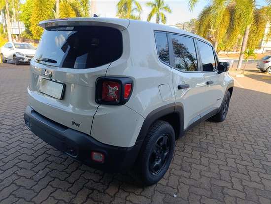 JEEP-RENEGADE-2018