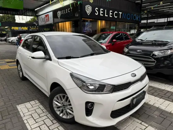 KIA RIO 1.6 16V FLEX EX AUTOMÁTICO KIA RIO 1.6 16V FLEX EX AUTOMÁTICO