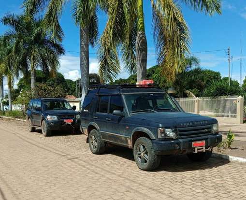 LAND ROVER-DISCOVERY 2-2004