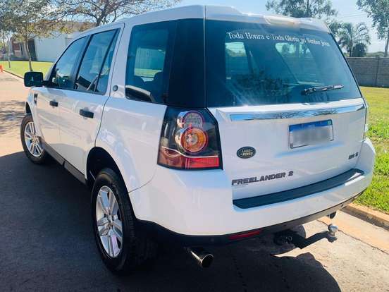 LAND ROVER-FREELANDER 2-2.0 S SI4 16V TURBO GASOLINA 4P AUTOMÁTICO LAND ROVER-FREELANDER 2-2013