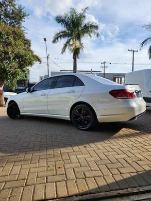 MERCEDES-BENZ-E 250-2015