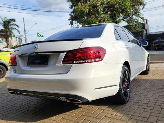 MERCEDES-BENZ-E 250-2.0 AVANTGARDE 16V TURBO GASOLINA 4P AUTOMÁTICO MERCEDES-BENZ-E 250-2015