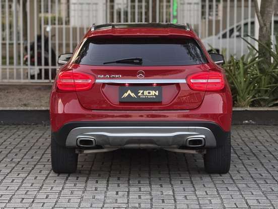 MERCEDES-BENZ-GLA 200-1.6 CGI ADVANCE 16V TURBO GASOLINA 4P AUTOMÁTICO MERCEDES-BENZ-GLA 200-2015