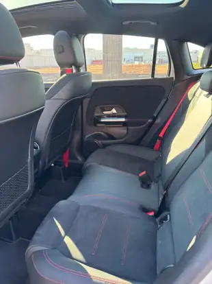 MERCEDES-BENZ-GLA 35 AMG-2022
