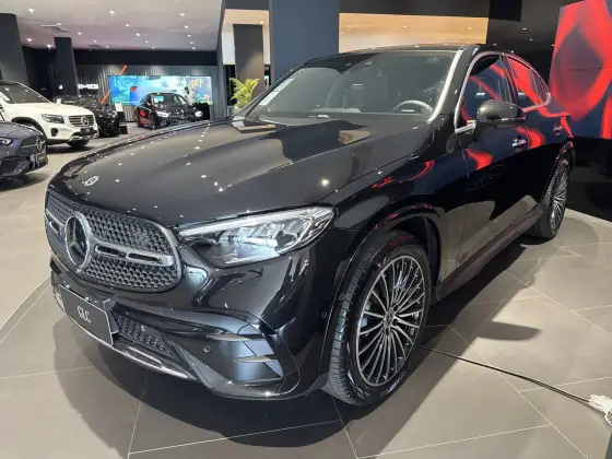 MERCEDES-BENZ GLC 300 2.0 MHEV AMG LINE COUPÉ 4MATIC 9G-TRONIC MERCEDES-BENZ GLC 300 2.0 MHEV AMG LINE COUPÉ 4MATIC 9G-TRONIC