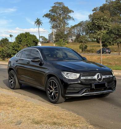 MERCEDES-BENZ GLC 300 2.0 CGI GASOLINA COUPÉ AMG LINE 4MATIC 9G-TRONIC