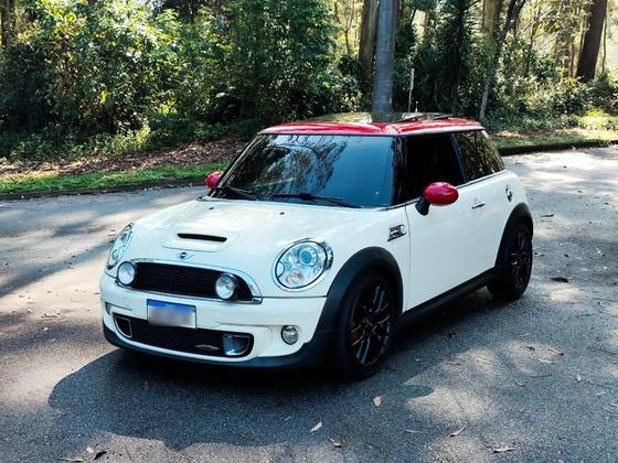 MINI COOPER 1.6 S JOHN COOPER WORKS 16V TURBO GASOLINA 2P MANUAL