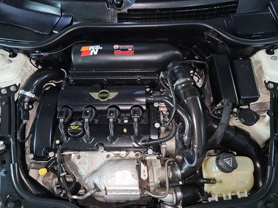 MINI-COOPER-2011
