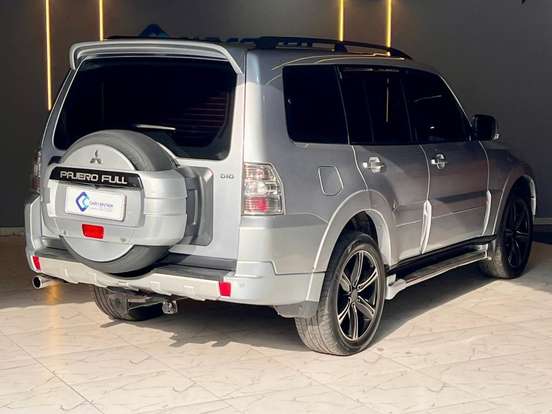MITSUBISHI-PAJERO FULL-2009