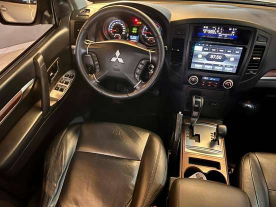 MITSUBISHI-PAJERO FULL-2009