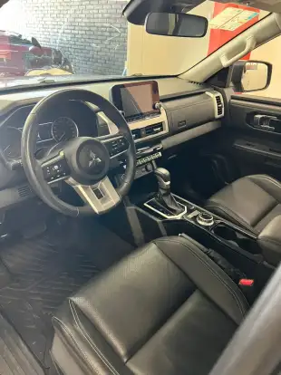 MITSUBISHI-TRITON-2025