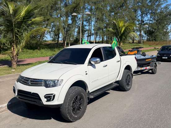 MITSUBISHI-L200 TRITON-3.2 HPE 4X4 CD 16V TURBO INTERCOOLER DIESEL 4P AUTOMÁTICO MITSUBISHI-L200 TRITON-2015