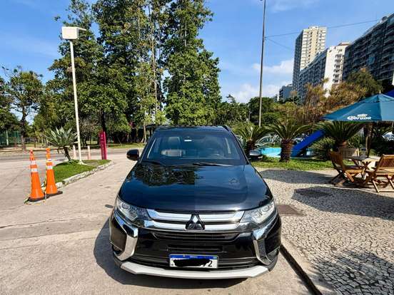 MITSUBISHI-OUTLANDER-2.0 16V GASOLINA 4P AUTOMÁTICO MITSUBISHI-OUTLANDER-2015