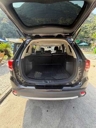 MITSUBISHI-OUTLANDER-2015