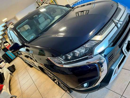 MITSUBISHI-OUTLANDER-2018