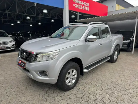 NISSAN FRONTIER 2.3 16V TURBO DIESEL LE CD 4X4 AUTOMÁTICO NISSAN FRONTIER 2.3 16V TURBO DIESEL LE CD 4X4 AUTOMÁTICO
