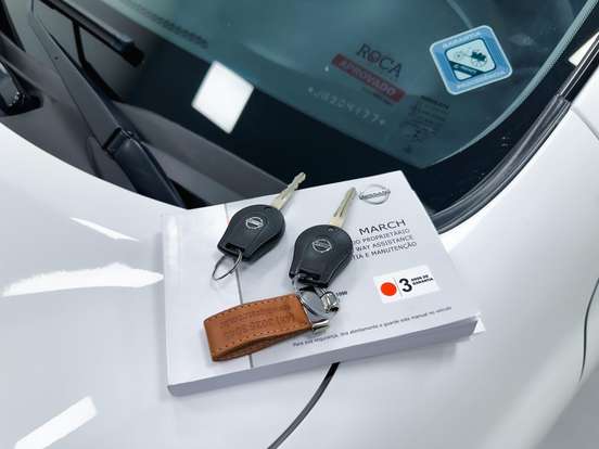 NISSAN-MARCH-1.6 SV 16V FLEX 4P XTRONIC NISSAN-MARCH-2018