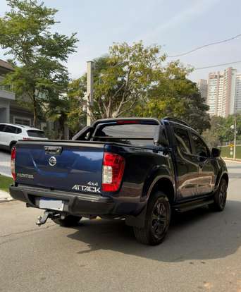 NISSAN-FRONTIER-2021