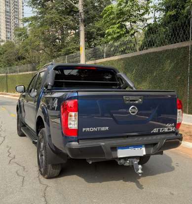 NISSAN-FRONTIER-2021