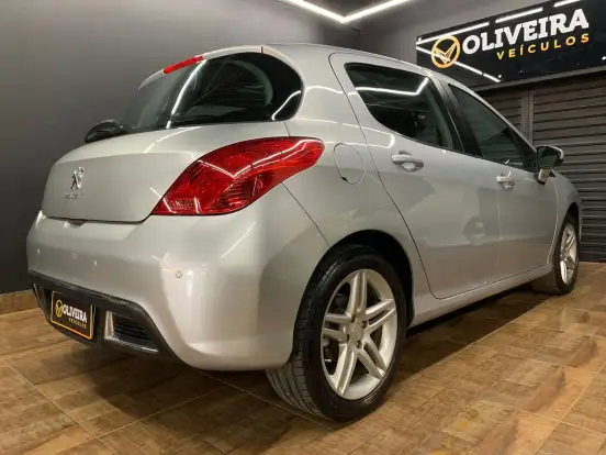 PEUGEOT-308-2013