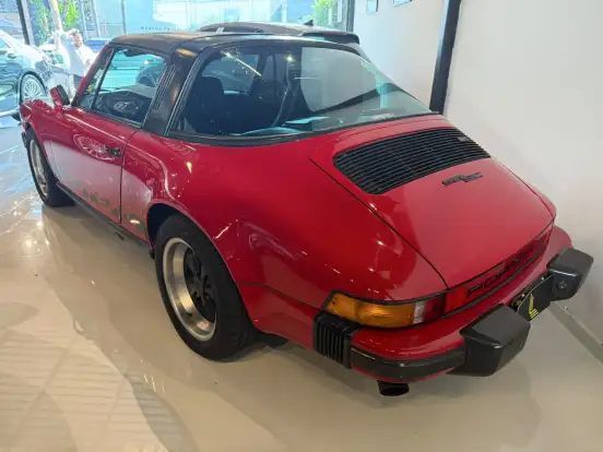 PORSCHE-911-1979