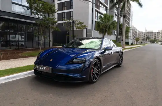 PORSCHE TAYCAN 4S ELÉTRICO PORSCHE TAYCAN 4S ELÉTRICO