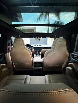 PORSCHE-CAYENNE-2022