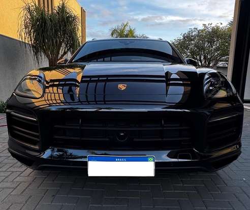 PORSCHE-CAYENNE-2022