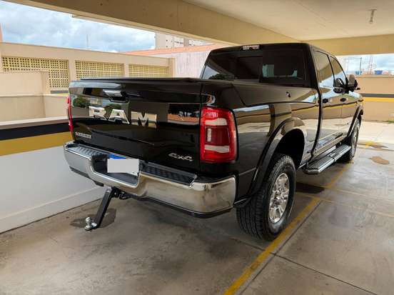 RAM-2500-6.7 I6 TURBO DIESEL LARAMIE CD 4X4 AUTOMÁTICO RAM-2500-2020
