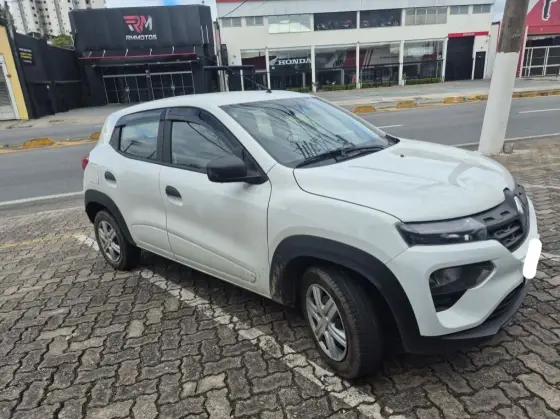 RENAULT KWID 1.0 12V SCE FLEX ZEN MANUAL RENAULT KWID 1.0 12V SCE FLEX ZEN MANUAL