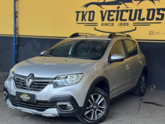 RENAULT SANDERO 1.6 16V SCE FLEX INTENSE X-TRONIC RENAULT SANDERO 1.6 16V SCE FLEX INTENSE X-TRONIC