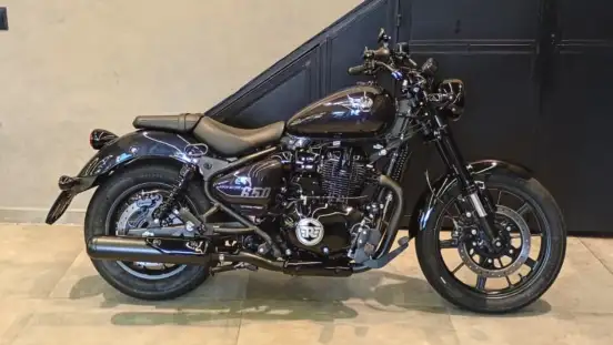 ROYAL ENFIELD-METEOR 650 ASTRAL-2024