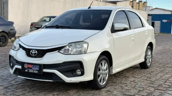 TOYOTA ETIOS 1.5 XLS SEDAN 16V FLEX 4P AUTOMÁTICO TOYOTA ETIOS 1.5 XLS SEDAN 16V FLEX 4P AUTOMÁTICO