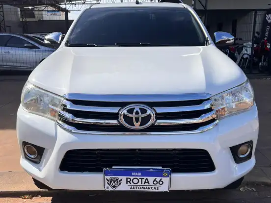 TOYOTA-HILUX-2.8 SRV 4X4 CD 16V DIESEL 4P AUTOMÁTICO TOYOTA-HILUX-2015