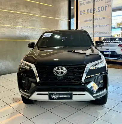 TOYOTA-HILUX SW4-2022