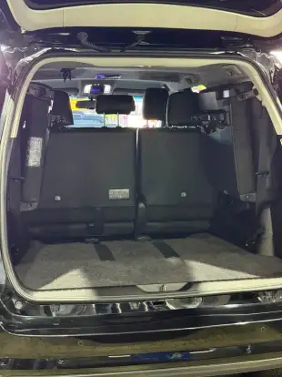 TOYOTA-HILUX SW4-2023