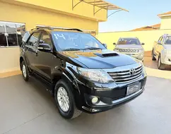 TOYOTA HILUX SW4 3.0 SRV 4X4 16V TURBO INTERCOOLER DIESEL 4P AUTOMÁTICO TOYOTA HILUX SW4 3.0 SRV 4X4 16V TURBO INTERCOOLER DIESEL 4P AUTOMÁTICO