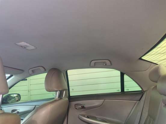TOYOTA-COROLLA-2010